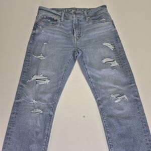 American Eagle Outfitters Light Blue Distressed Slim Jeans